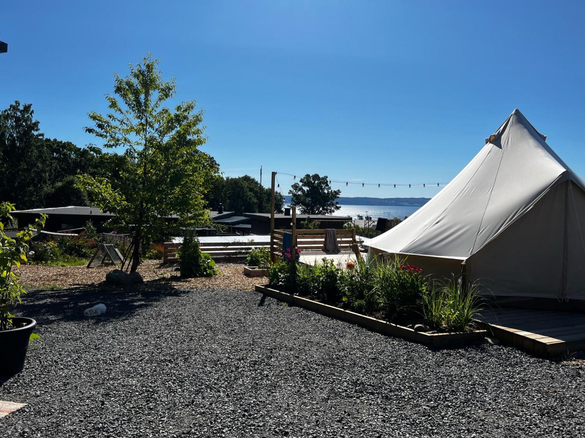 Luxe tent Vaettervy Glamping Habo